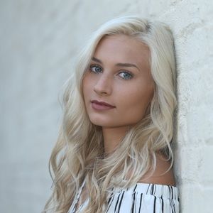 Meet your Posher, Tori